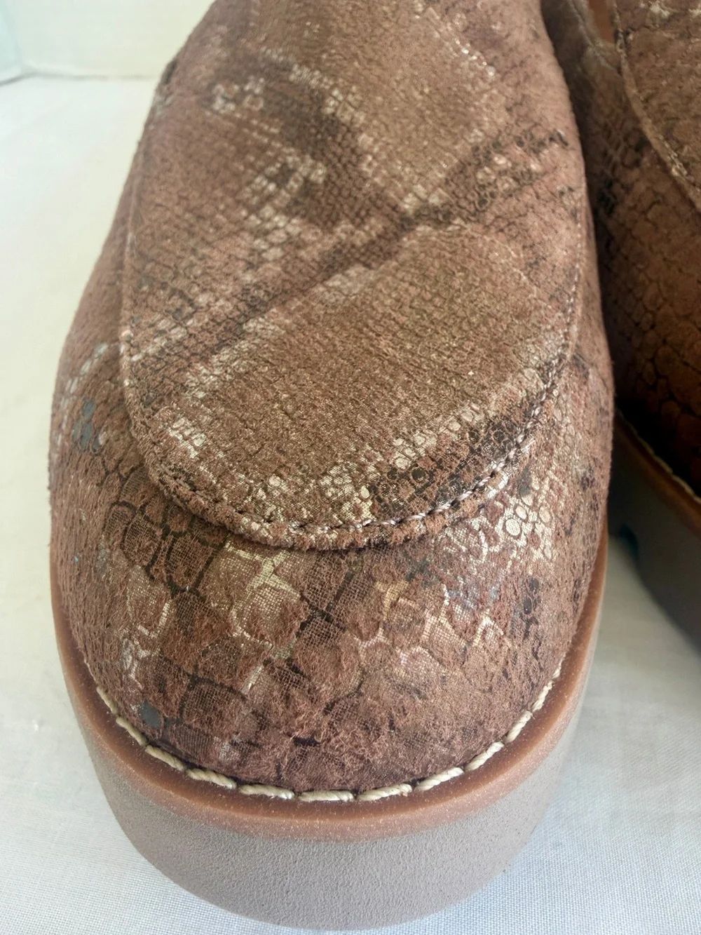 Vionic Kensley Women's 9.5 Slip On Leather Loafers Brown Metallic Snake NWT